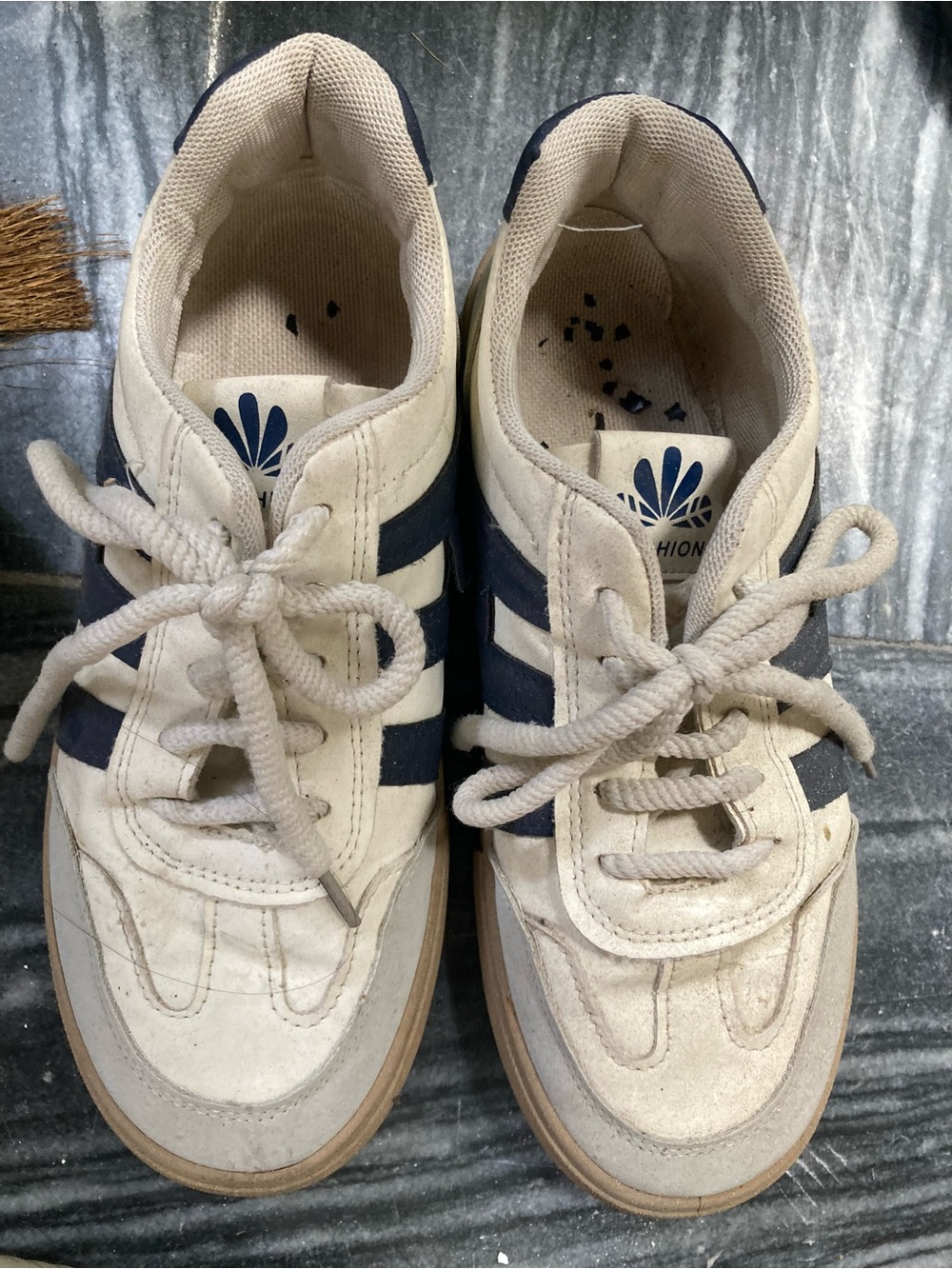 Fashion Nova Cream and Navy Kids Sneakers